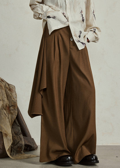 Effortlessly Elegant Pants with a Timeless Design