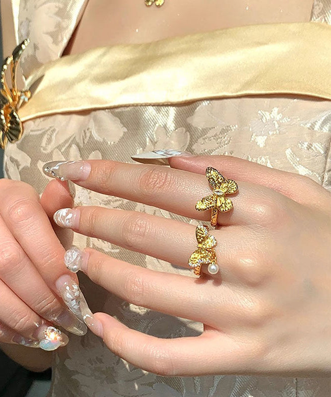 Classic Gold Set with Timeless Appeal