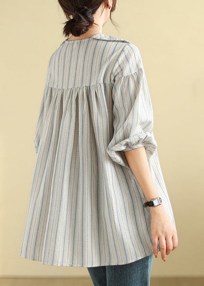 Classic Vintage Top with a Flattering Fit