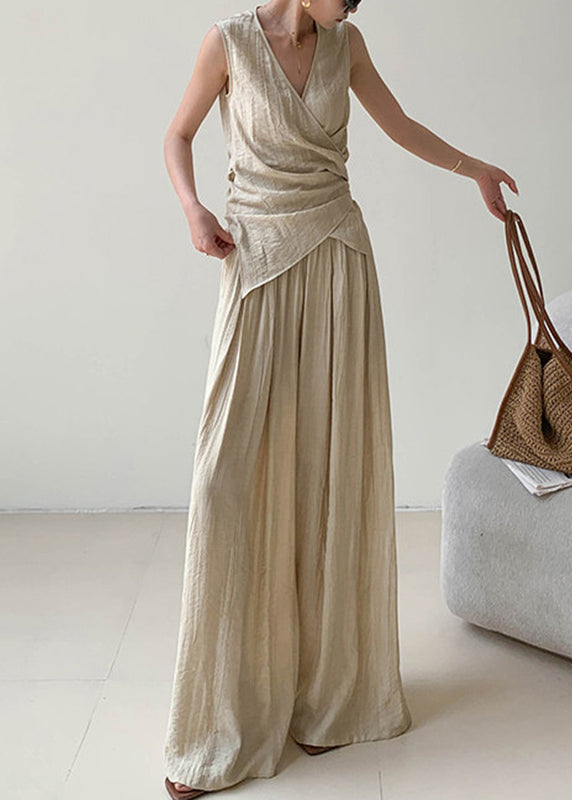 Well Tailored Pants with a Graceful Silhouette