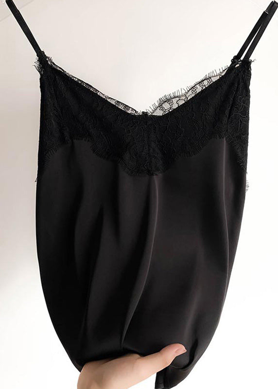 Sophisticated Garment with a Clean Classic Look