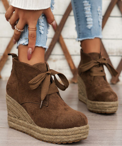 Graceful Orthopedic Boots for Modern Look