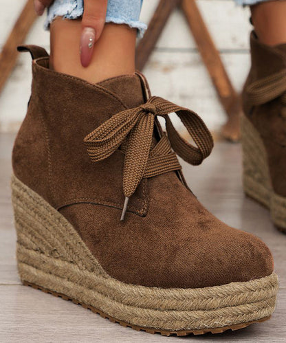 Graceful Orthopedic Boots for Modern Look
