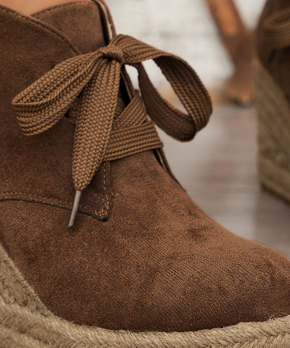 Graceful Orthopedic Boots for Modern Look