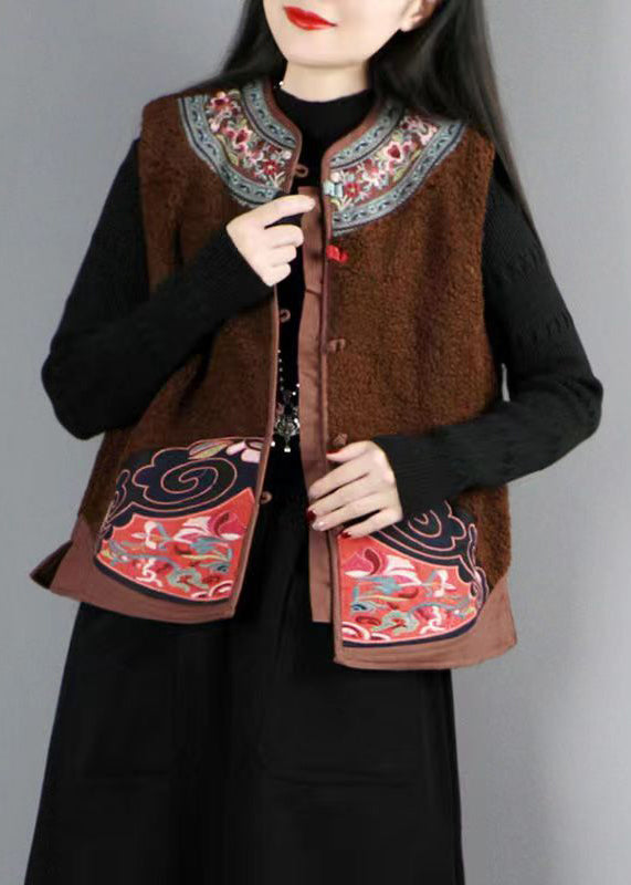 Gracefully Styled Coat for Any Occasion