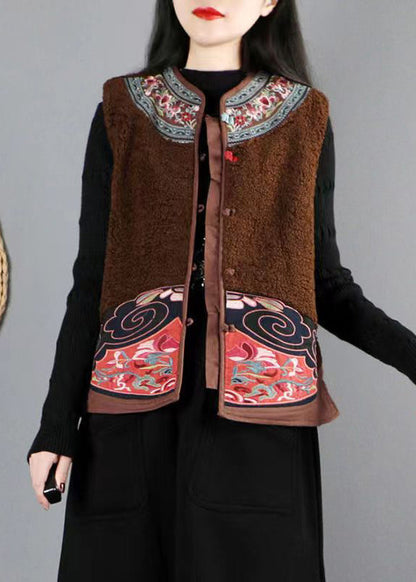 Beautifully Finished Coat in a Timeless Design