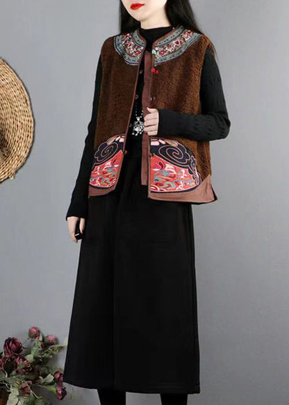 Gracefully Styled Coat for Any Occasion