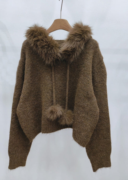 Elegantly Styled Pullover for Everyday Wear