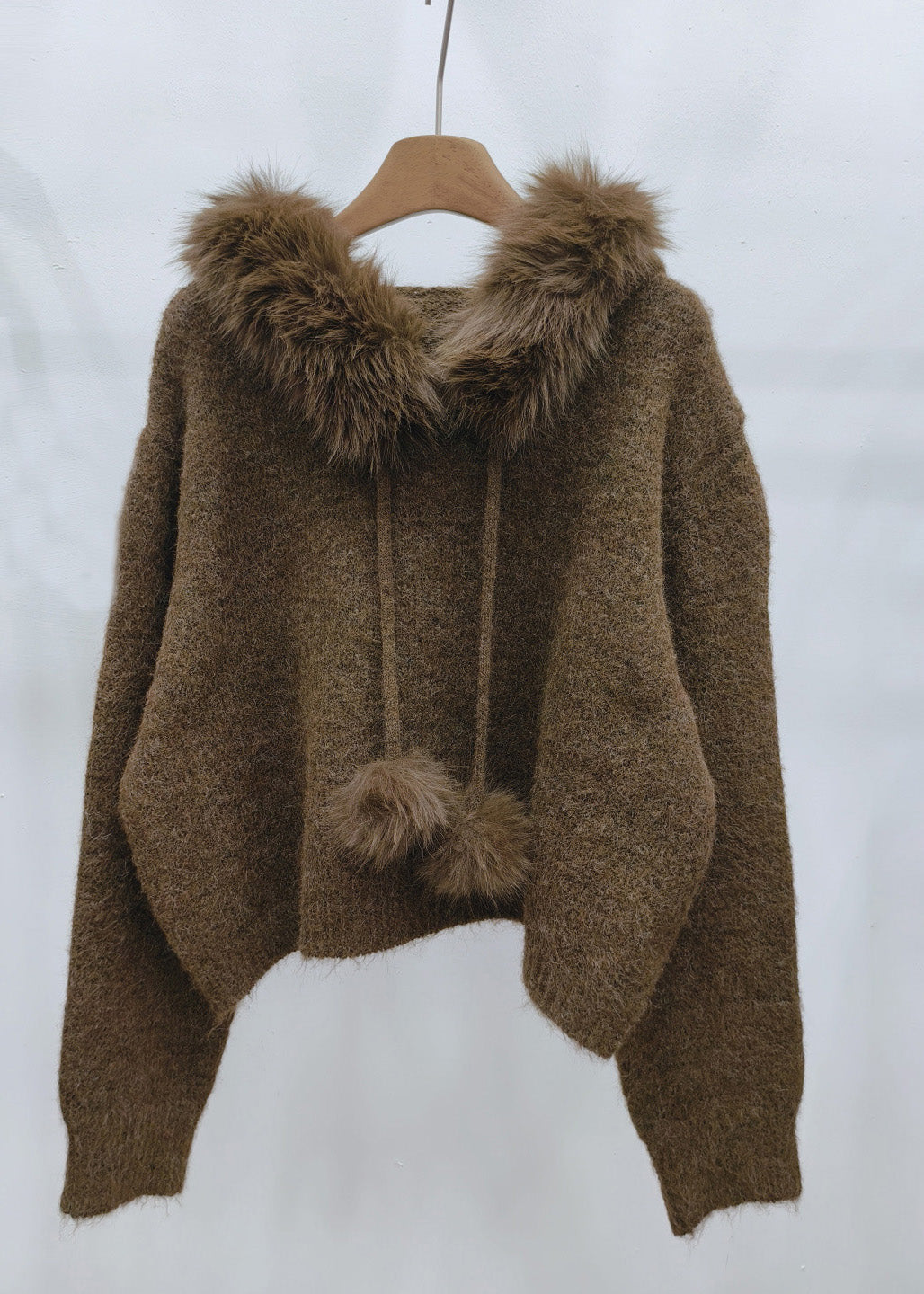 Gracefully Styled Pullover for Any Occasion