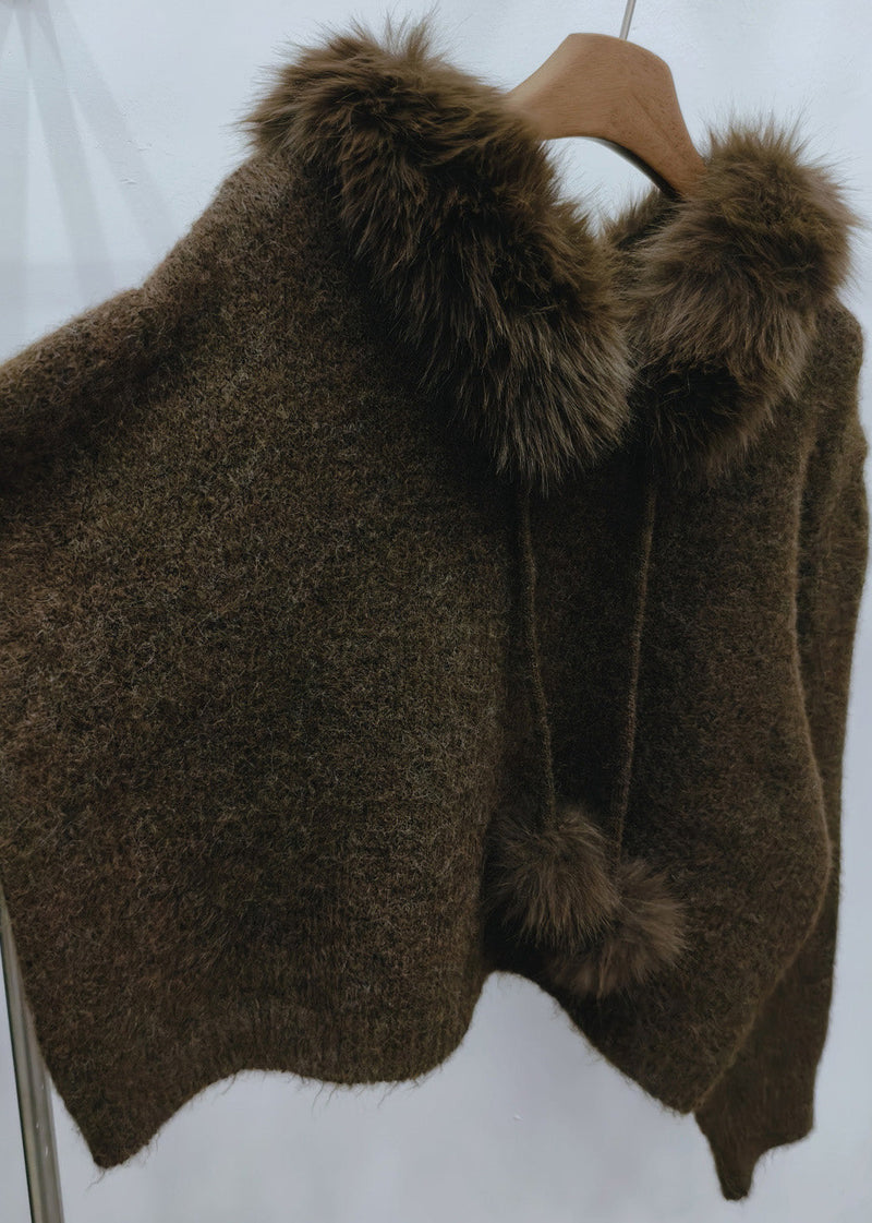 Elegantly Styled Pullover for Everyday Wear
