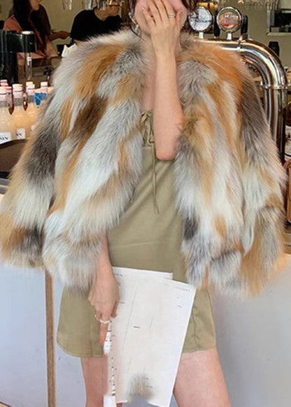 Effortlessly Elegant Coat with a Timeless Design