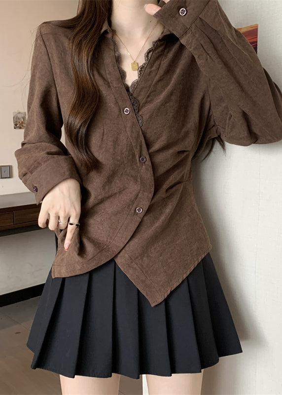 Effortlessly Elegant Top with a Timeless Design