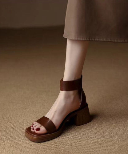 Graceful Orthopedic Sandals for Modern Look