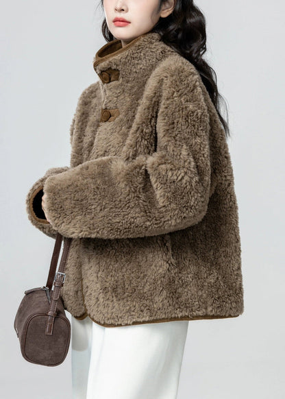 Classic Vintage & Enduringly Stylish Coat
