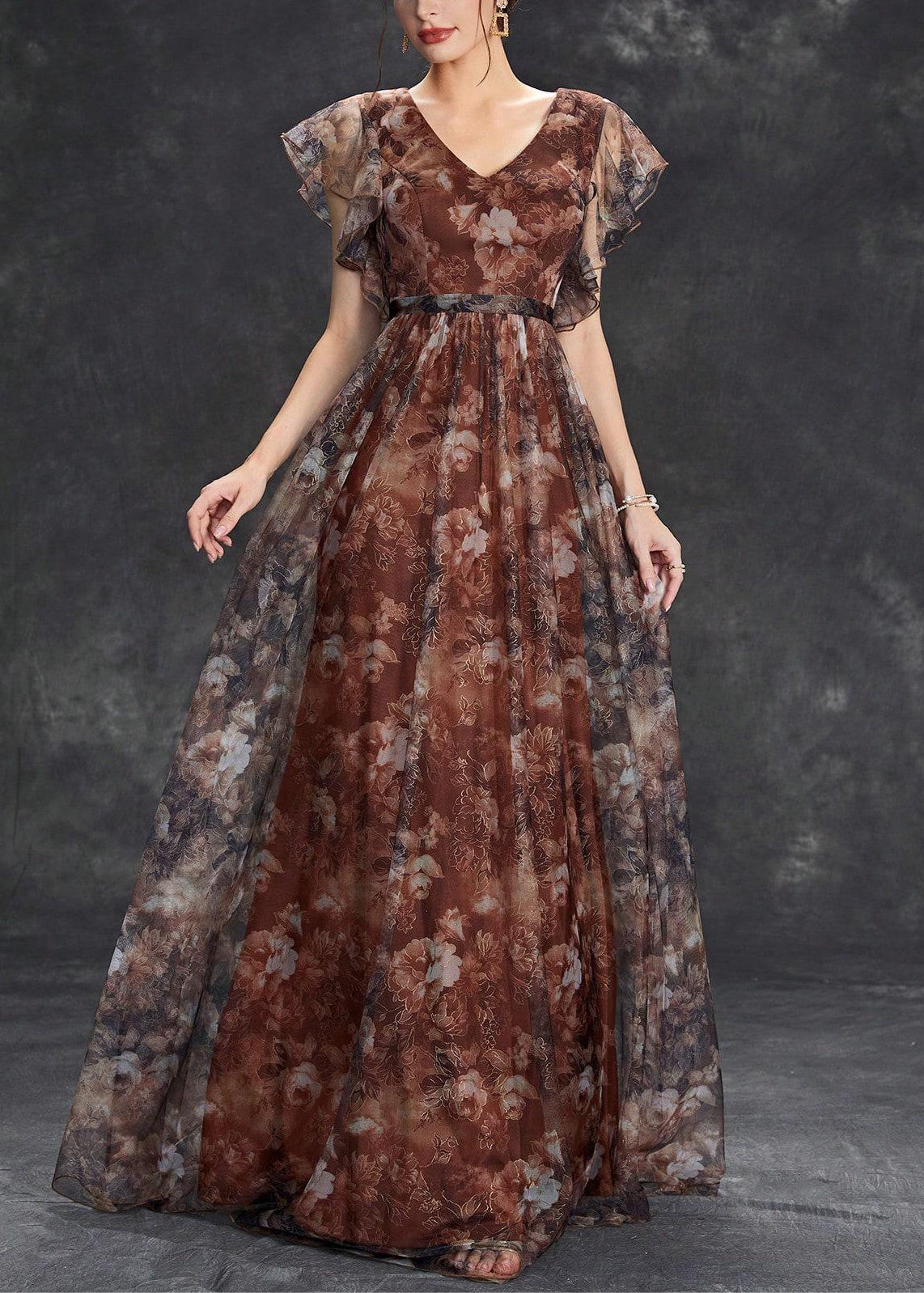 Gracefully Styled Dress for Any Occasion