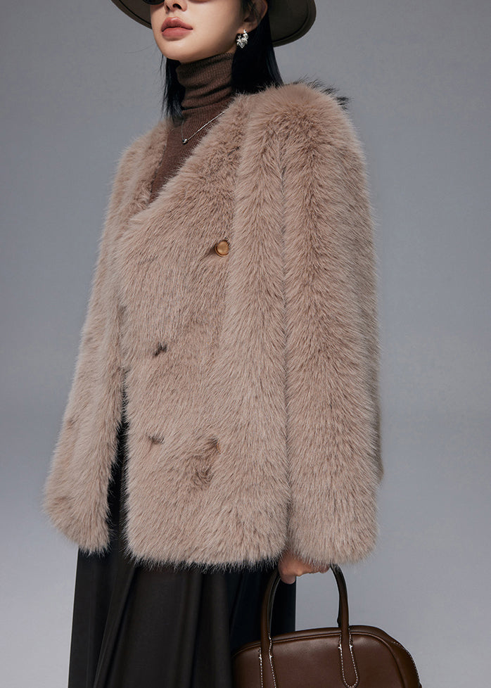 Classic Vintage Coat with a Flattering Fit