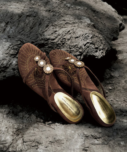 Chic Orthopedic Sandals with Unique Design