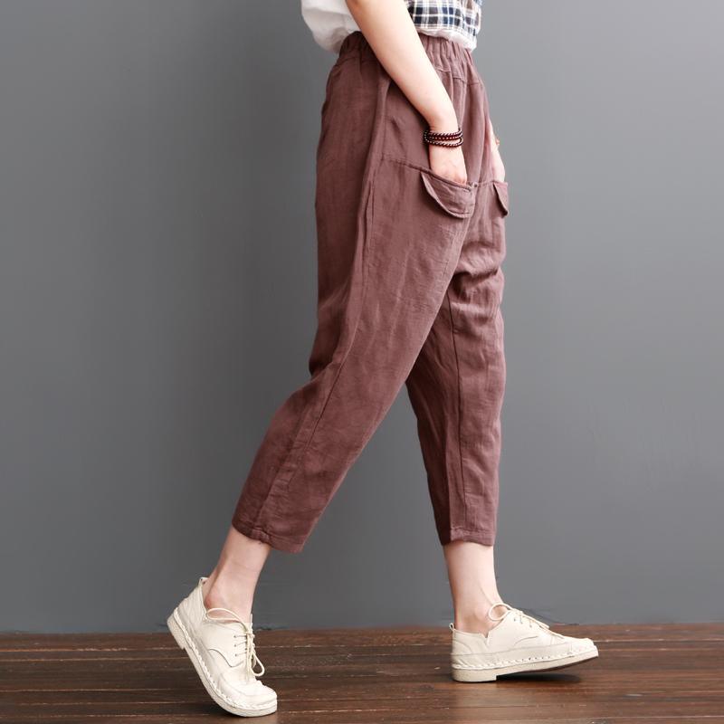 Effortlessly Elegant Trousers with a Timeless Design