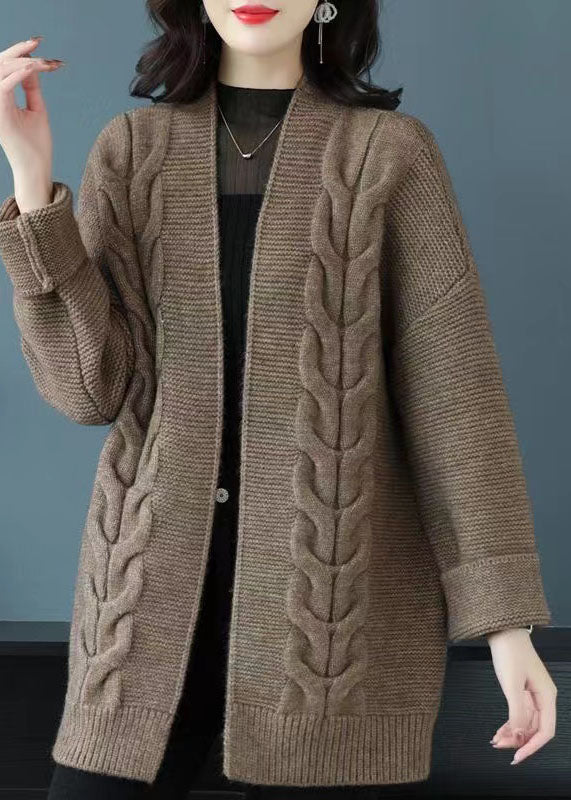 Effortlessly Elegant Cardigan with a Timeless Design