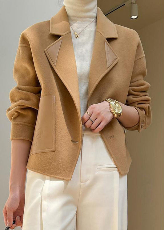 Gracefully Styled Coat for Any Occasion