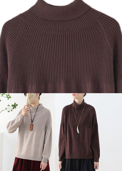 Effortlessly Elegant Sweater with a Timeless Design
