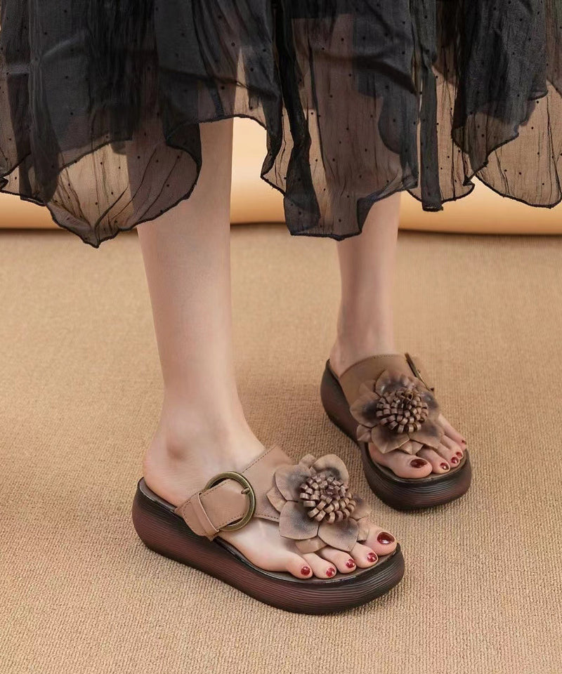Chic Orthopedic Sandals with Unique Design