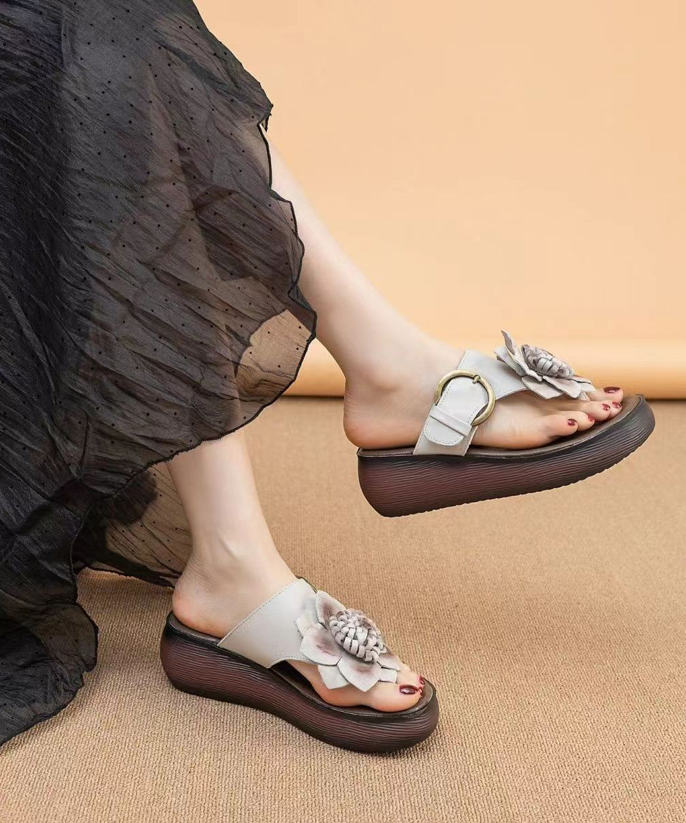 Chic Orthopedic Sandals with Unique Design