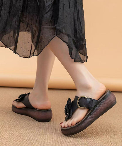 Chic Orthopedic Sandals with Unique Design
