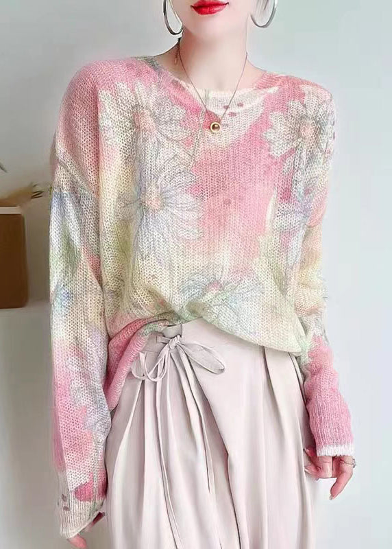 Well Tailored Top with a Graceful Silhouette