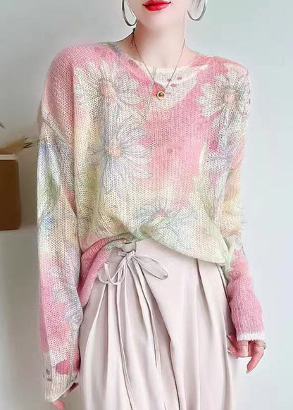 Well Tailored Top with a Graceful Silhouette