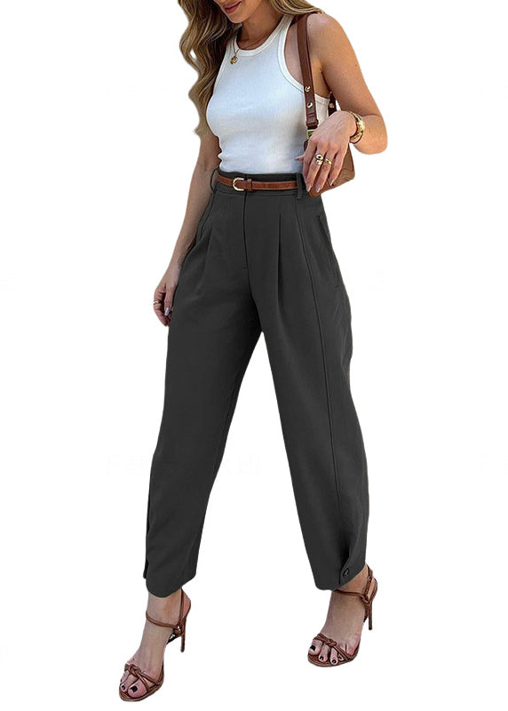 Beautifully Finished Pants in a Timeless Design