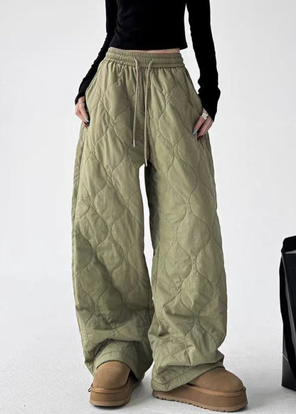 Sophisticated Pants with a Clean Classic Look