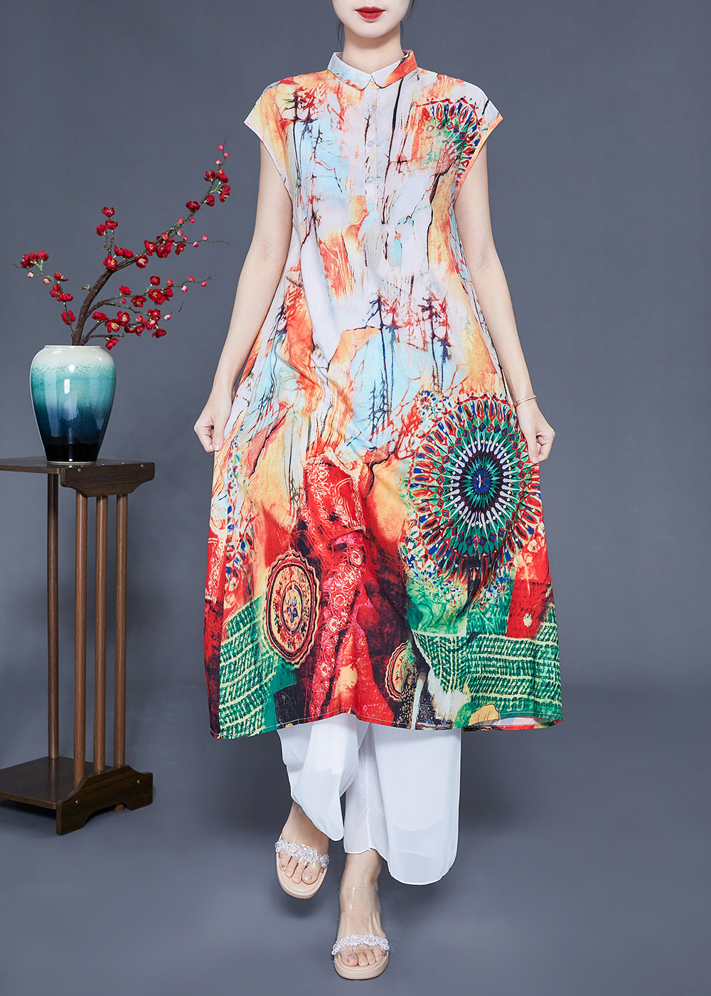 Well Tailored Dress with a Graceful Silhouette