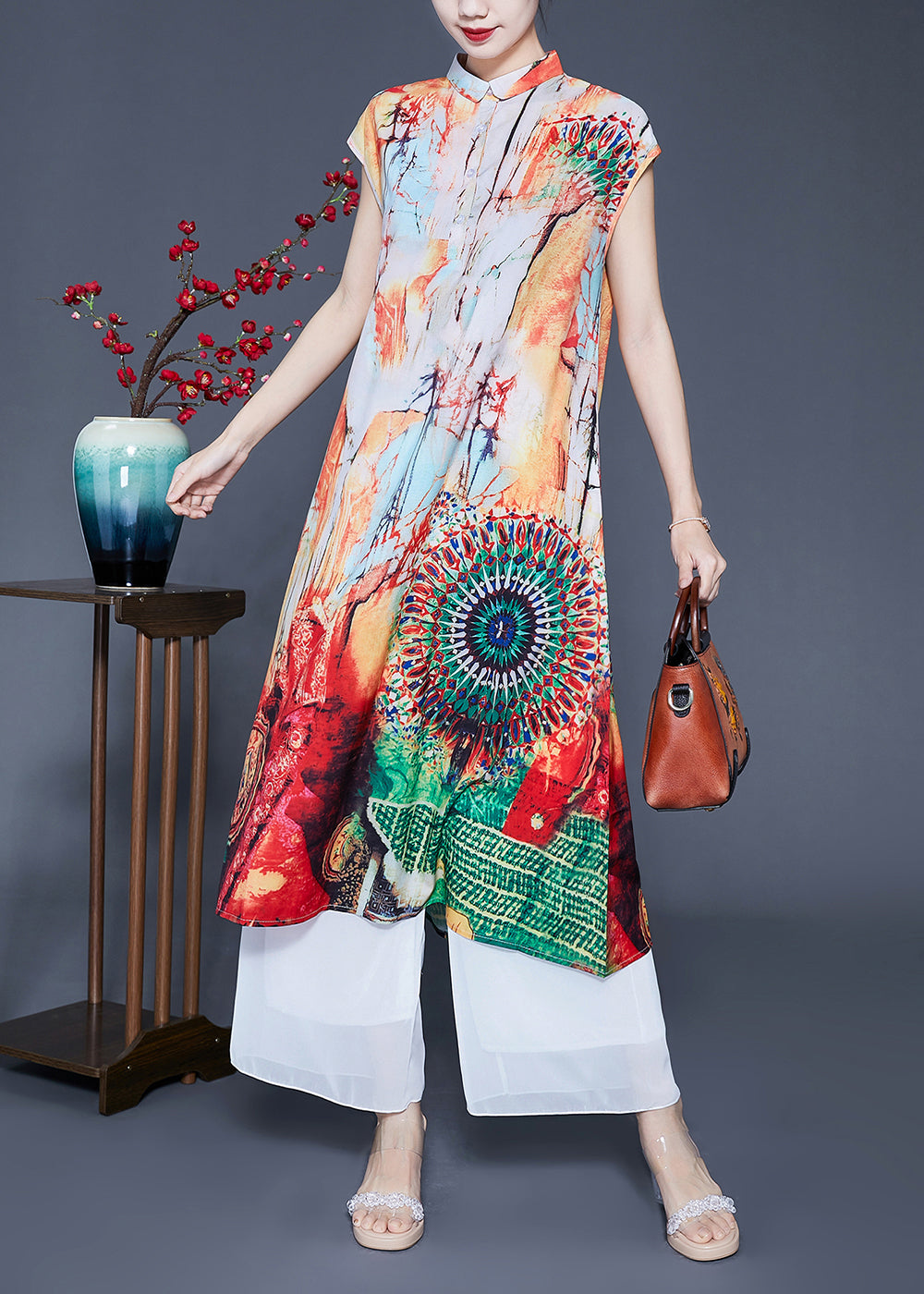 Well Tailored Dress with a Graceful Silhouette