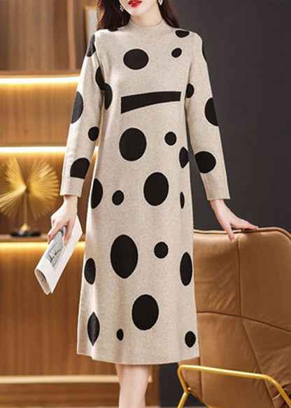 Classic Vintage Sweater with a Flattering Fit