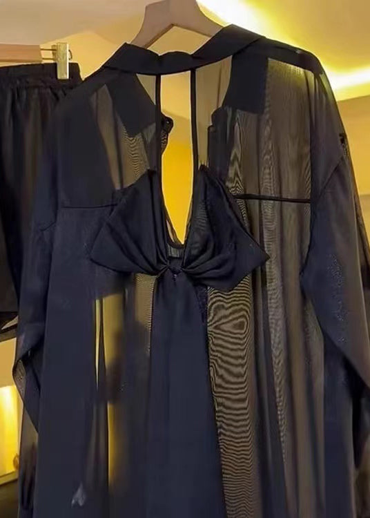 Beautifully Finished Blouse in a Timeless Design