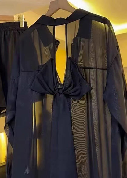Classic Vintage & Enduringly Stylish Blouse