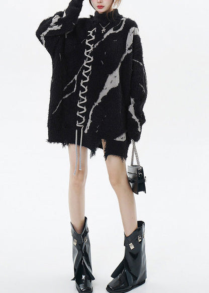 Effortlessly Elegant Sweater with a Timeless Design