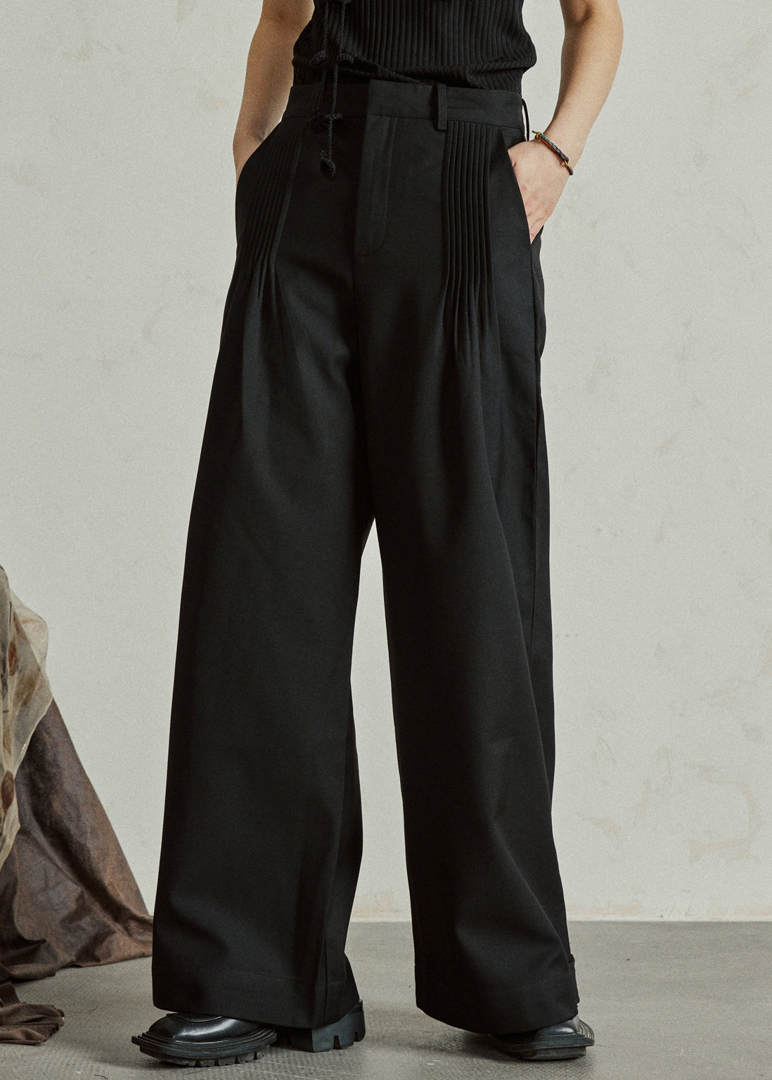 Beautifully Finished Pants in a Timeless Design