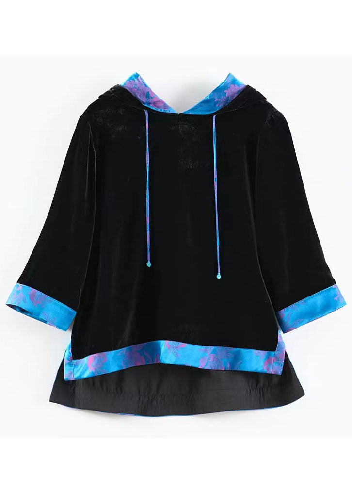A Vintage Style Pullover with Delicate Timeless Details
