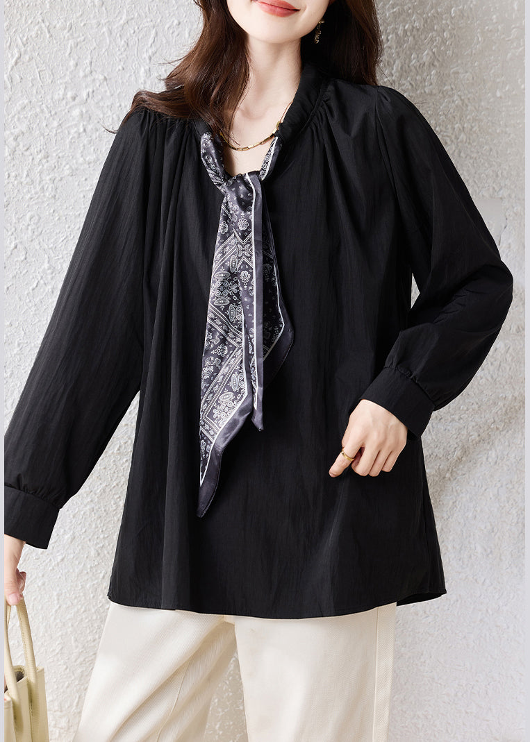 Classic Vintage Blouse with a Flattering Fit