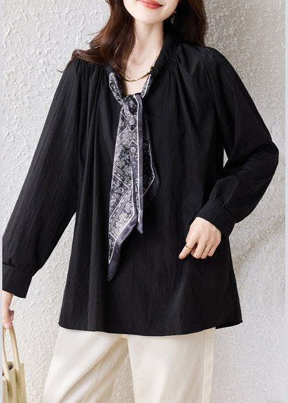 Classic Vintage Blouse with a Flattering Fit