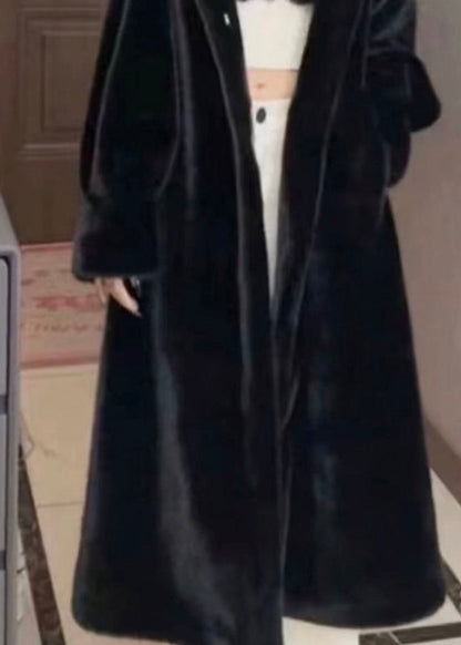 Polished Coat with an Effortless Classic Look