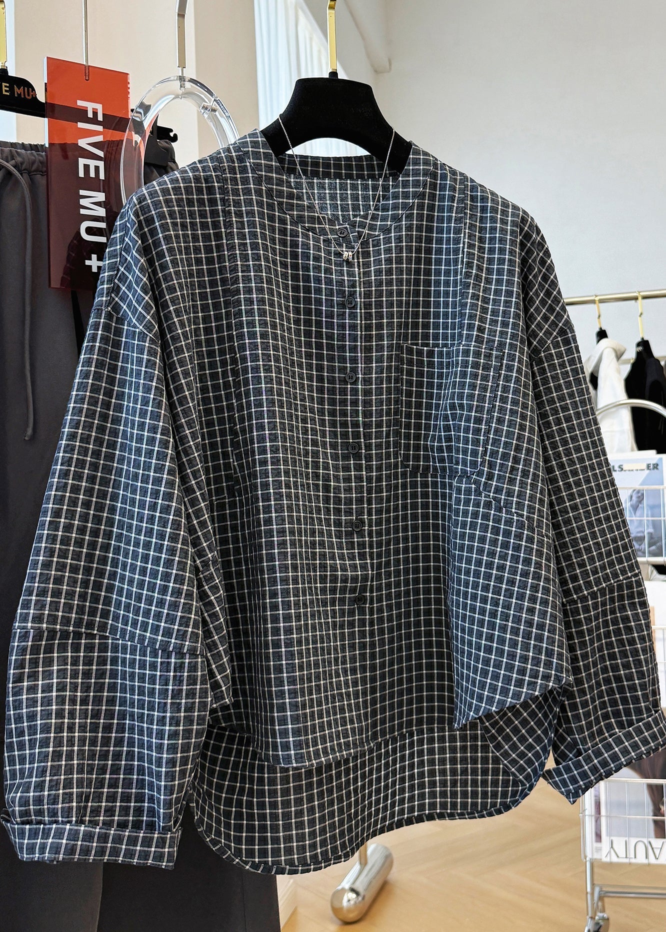 Classic Vintage Shirt with a Flattering Fit