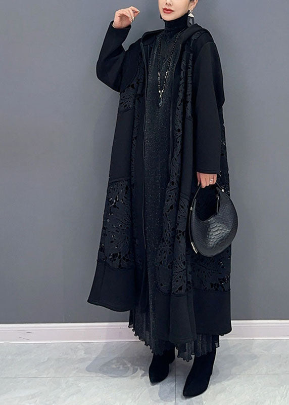Well Tailored Coat with a Graceful Silhouette
