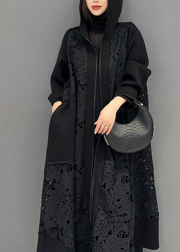 Well Tailored Coat with a Graceful Silhouette