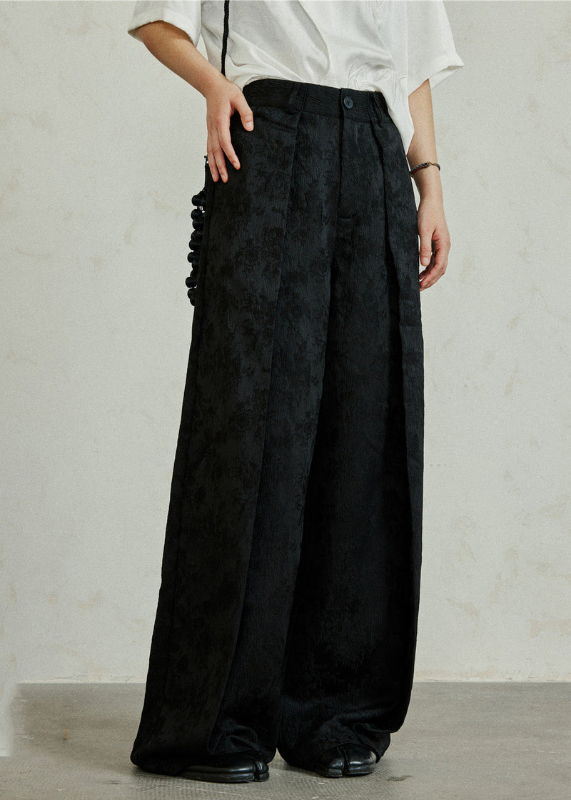 Beautifully Crafted Pants in a Classic Style