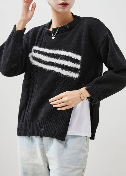 Effortlessly Elegant Sweater with a Timeless Design
