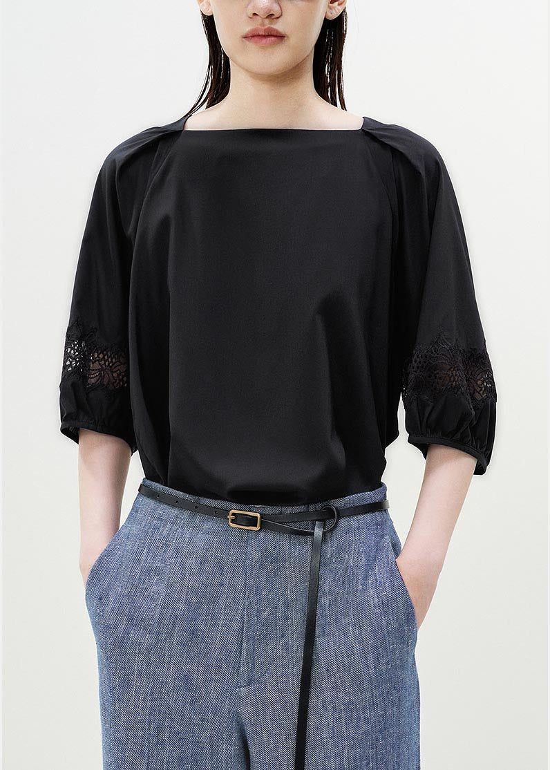 Beautifully Crafted Blouse in a Classic Style