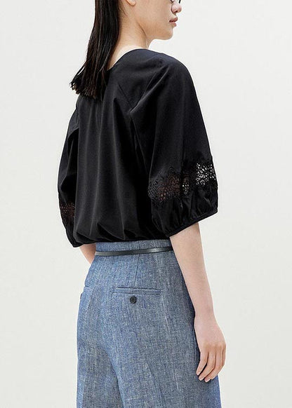 Beautifully Crafted Blouse in a Classic Style